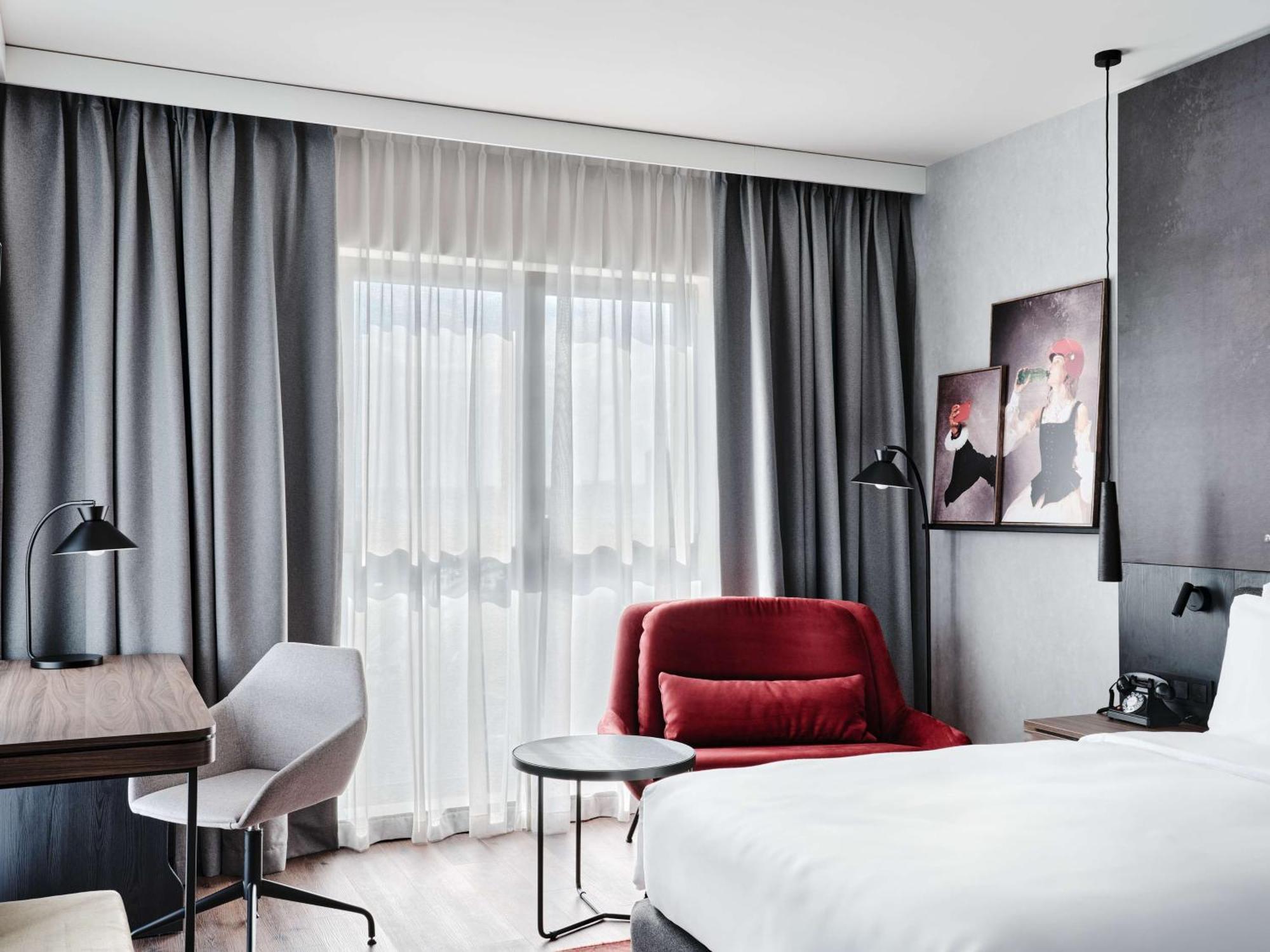 Radisson Red Hotel & Radisson Red Apartments, Kraków Eksteriør billede